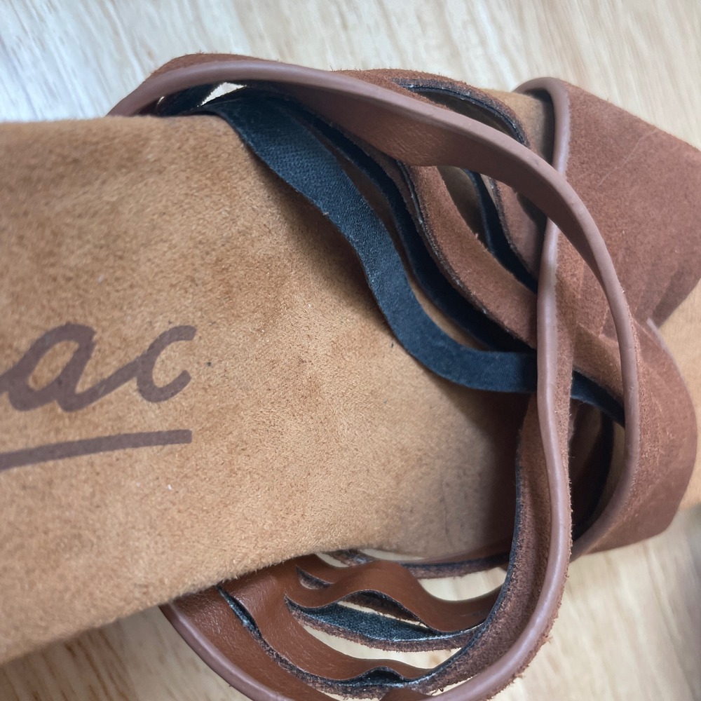 Zodiac Paola Women's Brown Suede Strappy Wedge‎ Sandals Size 10M - Picture 10 of 11